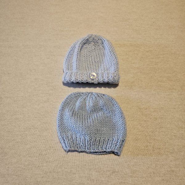 Boys Newborn/First size 2 pack blue knitted hats