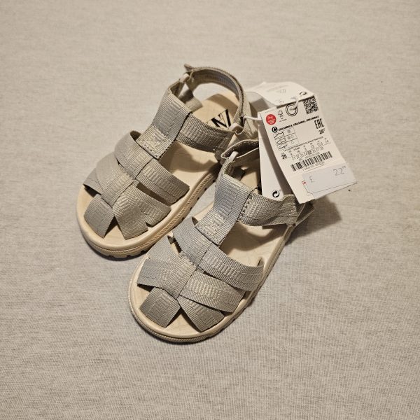 Boys Infant size 8 Zara stone sandals