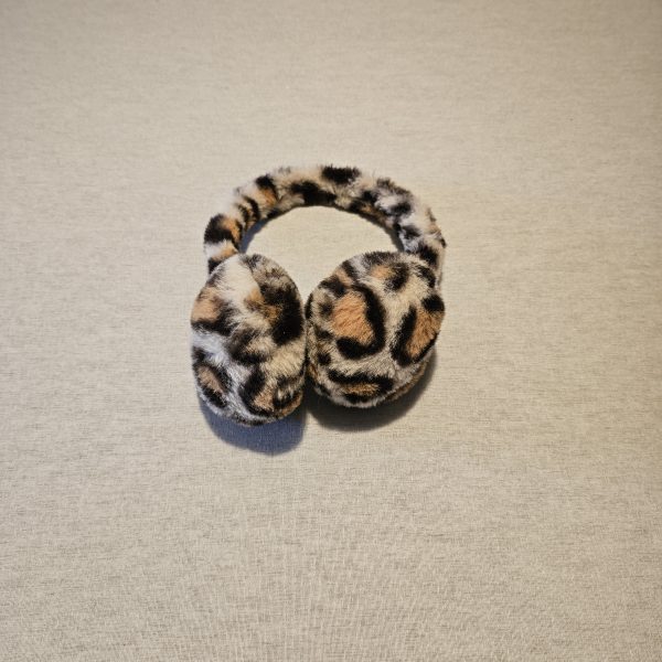 Girls 2-3 Leopard print ear muffs