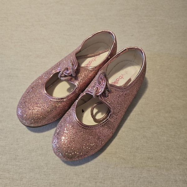 Girls Infant size 10 Pink sparkle tap shoes