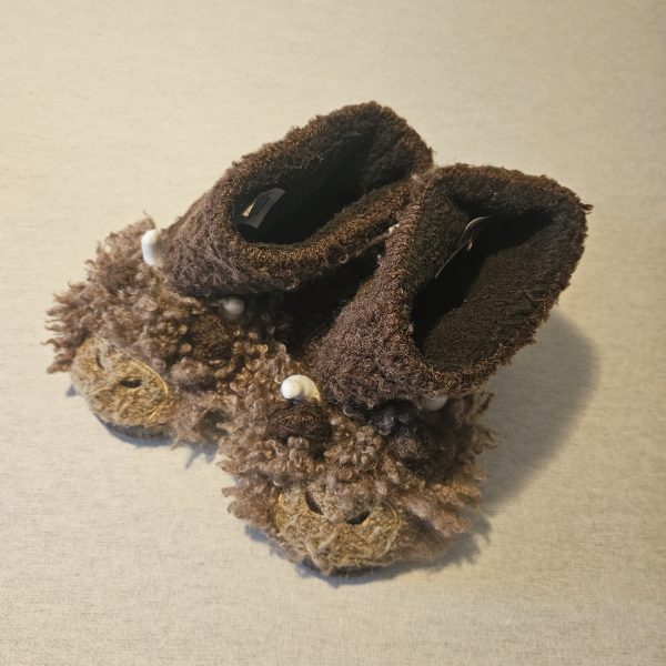 Boys Infant size 13/1 Fat Face Highland cow slippers
